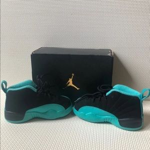 Air Jordan 12 Retro Black & "Hyper Jade"